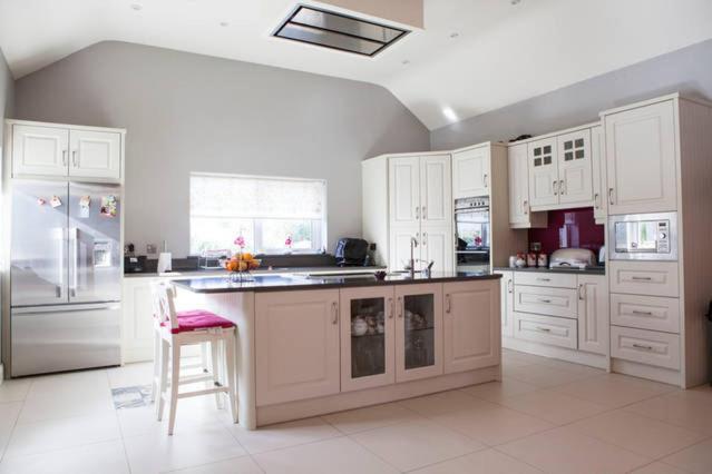 Arvalee Retreat With Outdoor HotTub Bed and Breakfast Omagh Buitenkant foto