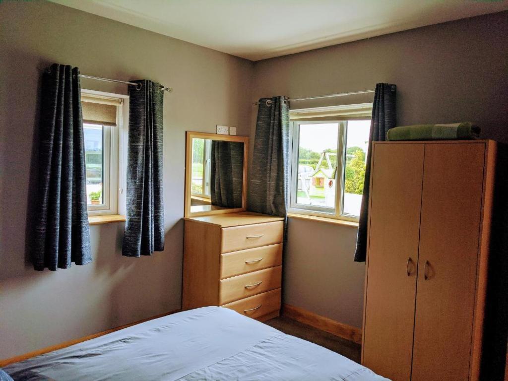 Arvalee Retreat With Outdoor HotTub Bed and Breakfast Omagh Buitenkant foto