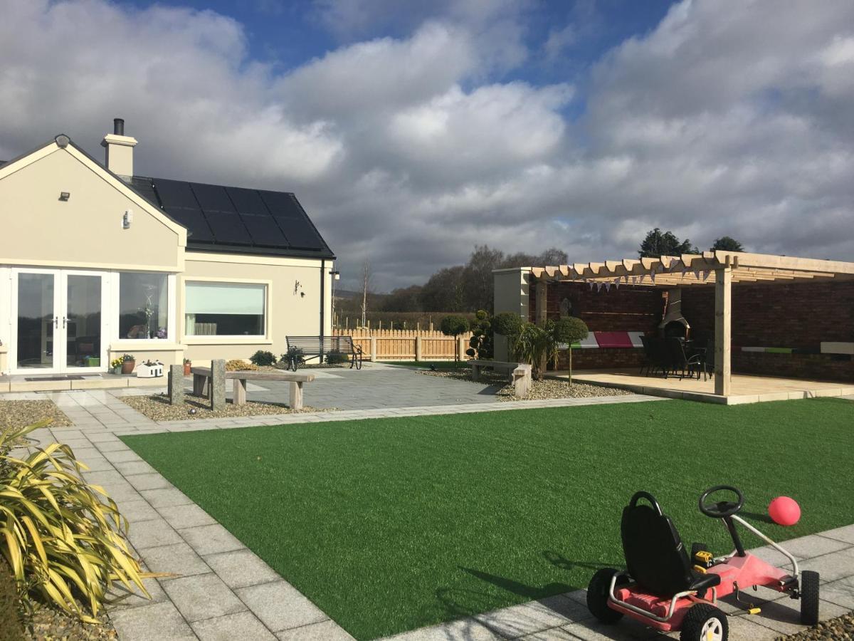 Arvalee Retreat With Outdoor HotTub Bed and Breakfast Omagh Buitenkant foto