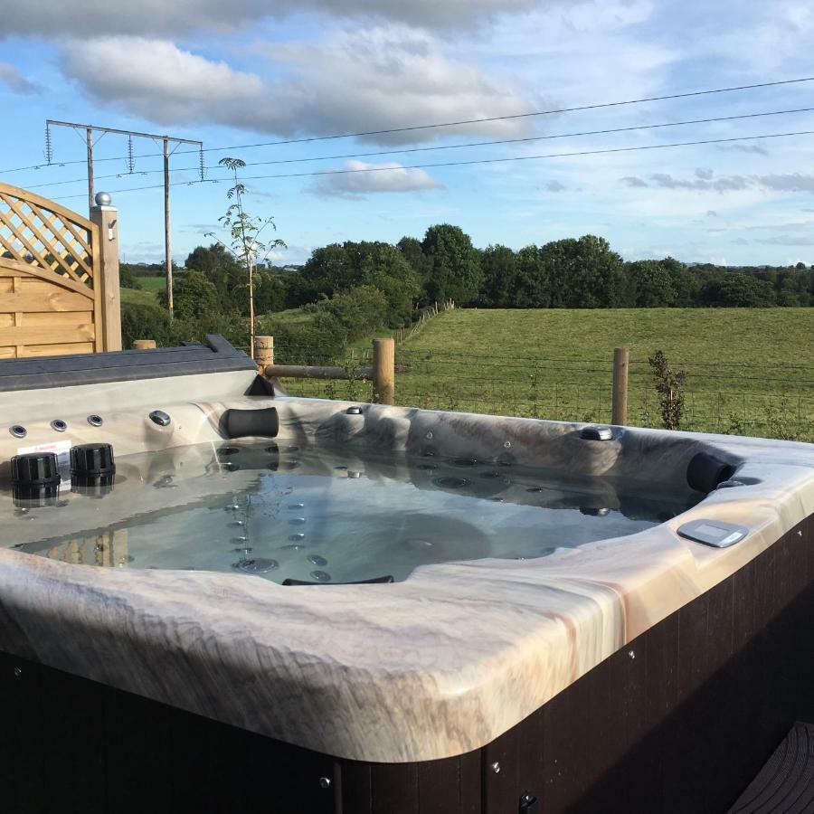 Arvalee Retreat With Outdoor HotTub Bed and Breakfast Omagh Buitenkant foto